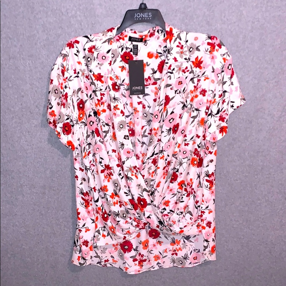 Jones NewYork multi color flower blouse.